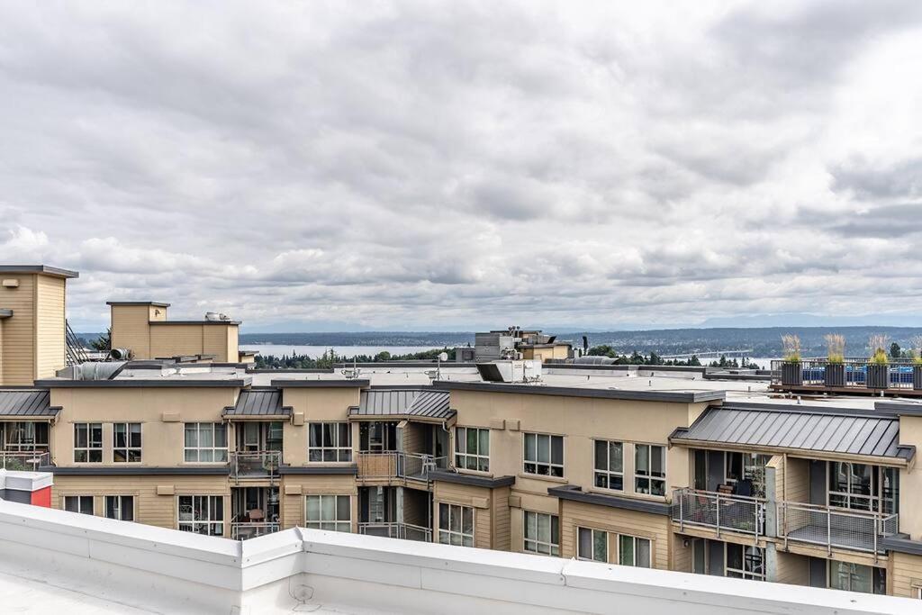 One Bedroom Luxury Apartment Seattle Exterior photo